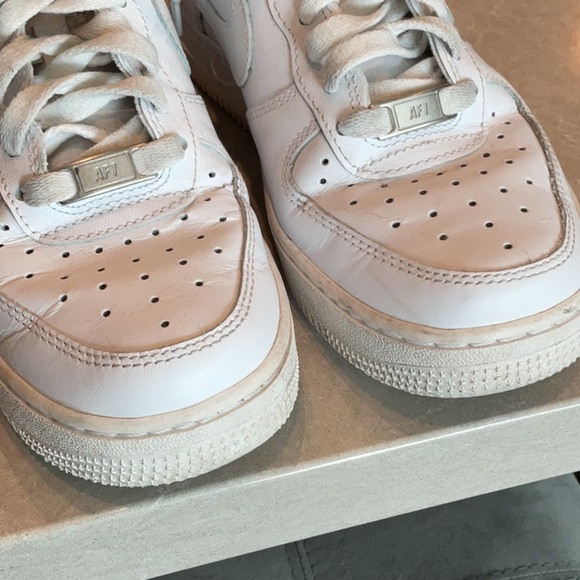 Nike Air Force 1 Shoes - Picture 11 of 14